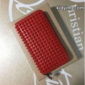 上品ルブタン財布新作CHRISTIAN louboutin スーパーコピースパイクスラウンドファスナー長財布ウォレットレッドkidying2615XHHf