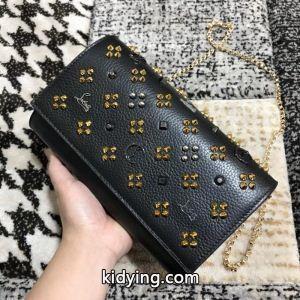 優雅さに溢れるChristian louboutin コピーブランド Palomaルブタンコピーレディースパロマチェーンショルダーバッグkidying26eyW9ri