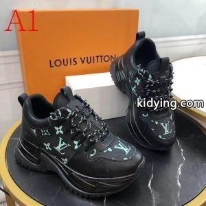 2026年秋冬最新のトレンド 多色可選 ルイ ヴィトン コピー LOUIS vuitton コピー この秋トレンドに合わせる着こなし ランニングシューズ 秋冬ファッションの決め手_ルイ ヴィトン コピー LOUIS vuitton コピー_ブランド コピー 激安(日本最大級)kidying26Tb4nui