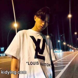 人気高品質のLOUIS vuitton コピールイヴィトン コピースーパーコピーメンズトップス半袖クルーネックTシャツkidying26TLnaqi