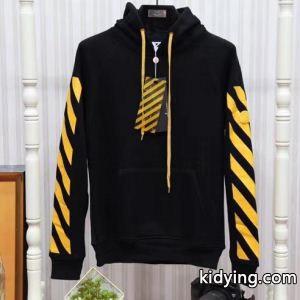 最近人気一番！ moncler スーパーコピー 2026新品入荷 大人っぽく知的なモンクレール スーパーコピーパーカー_ジャケット パーカー セーター コート_モンクレール スーパーコピー特集_スーパーコピーブランド激安通販 専門店kidying26G5551D