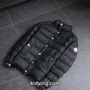 風合いが出る 2026秋冬 モンクレール ブランド コピーmoncler ブランド コピー  ベスト ダウンジャケット 軽量ダウン_男性用ダウンジャケット_モンクレール ブランド コピー特集_スーパーコピーブランド激安通販 専門店kidying268Lfmay