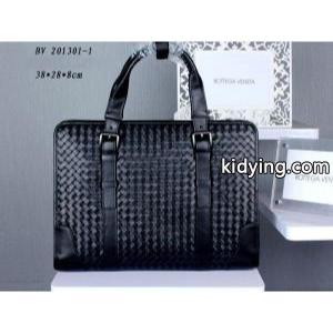 2026 BOTTEGA veneta スーパーコピー ボッテガ ヴェネタ スーパーコピー 欧米韓流 メンズ用 手持ち&ショルダー掛け 202601-1_ボッテガ ヴェネタ スーパーコピー メンズバッグ_バッグ メンズ_スーパーコピーブランド激安通販 専門店kidying26SbKzCm