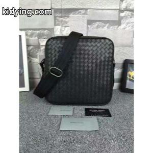 ショルダーバッグ 人気商品  2026春夏ボッテガヴェネタ コピー BOTTEGA veneta コピー_ボッテガ ヴェネタ コピー メンズバッグ_バッグ メンズ_スーパーコピーブランド激安通販 専門店kidying26TDOrWv