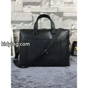 大人っぼい ボッテガヴェネタ コピーブランド BOTTEGA veneta コピーブランド 2026秋冬 手持ち&ショルダー掛け_ボッテガ ヴェネタ コピーブランド メンズバッグ_バッグ メンズ_スーパーコピーブランド激安通販 専門店kidying26rmS9bm