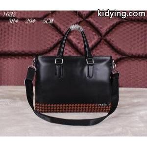 prada ブランド コピー プラダ ブランド コピー 2026 首胸ロゴ メンズ用 手持ち&ショルダー掛け 1032_プラダ ブランド コピー メンズバッグ_バッグ メンズ_スーパーコピーブランド激安通販 専門店kidying26XzWbKj