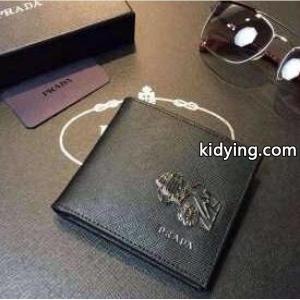 実用性が備わった 秋冬 prada コピー プラダ コピー 抜群の収納力　短財布 _プラダ コピー メンズ財布_財布 メンズ_スーパーコピーブランド激安通販 専門店kidying26CemWDe