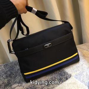 プラダ コピー prada コピー 2026春夏新作 斜め掛けバッグ 雑誌掲載アイテム_プラダ コピー メンズバッグ_バッグ メンズ_スーパーコピーブランド激安通販 専門店kidying26eqeuGr