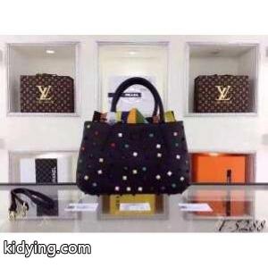 優雅感があるフェンディ ブランド コピー、fendi ブランド コピーの限定セール大得価の4色選択可能なレディースハンドバッグ_フェンディ ブランド コピー fendi ブランド コピー_ブランド コピー 激安(日本最大級)kidying26jO95fa