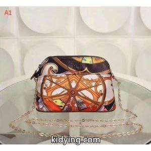 2026新作 エルメス コピーブランド hermes コピーブランド 多色選択可 上品な輝きを放つ形 ショルダーバッグ_エルメス コピーブランド hermes コピーブランド_ブランド コピー 激安(日本最大級)kidying26yyqeWr