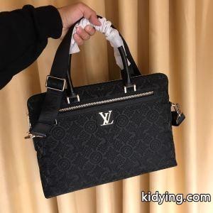 秋先取りコーデを楽しもう ルイ ヴィトン スーパーコピー LOUIS vuitton スーパーコピー 日々のスタイリングの幅をもっと広げる ハンドバッグ 上品な秋冬コーデに仕上げる_ルイ ヴィトン スーパーコピー LOUIS vuitton スーパーコピー_ブランド コピー 激安(日本最大級)kidying26b8XrKj