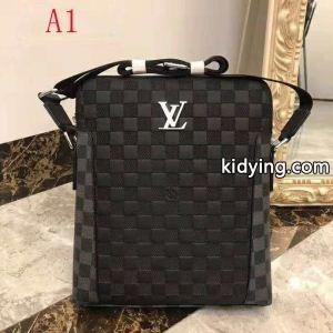 パーフェクト 2色可選 目につく LOUIS vuitton ブランド コピー 独特な ショルダーバッグ かっこいい 時代の風潮_ルイ ヴィトン ブランド コピー LOUIS vuitton ブランド コピー_ブランド コピー 激安(日本最大級)kidying265bGLnq
