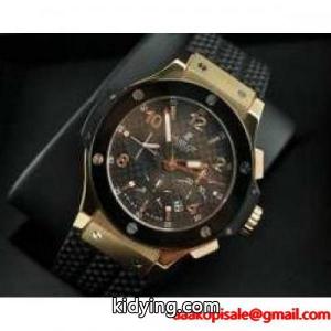 自動巻き ウブロ ブランド コピー ビッグバン 301SB131RX hublot ブランド コピー デイト表示 セラミック ラバーストラップ ゴールドと黒 6針 爆買い格安のメンズ腕時計_ウブロ ブランド コピー hublot ブランド コピー_ブランド コピー 激安(日本最大級)kidying26GXXXra