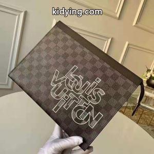 ポーチ 秋冬ファッションに合わせたい ルイ ヴィトン コピー 日々のスタイリングの幅をもっと広げる LOUIS vuitton コピー 上品な秋冬コーデに仕上げる_ルイ ヴィトン コピー LOUIS vuitton コピー_ブランド コピー 激安(日本最大級)kidying26nmeKHj