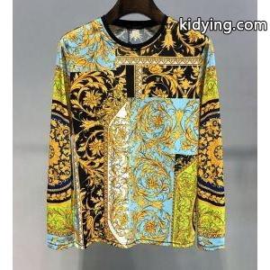 季節感あふれる注目の新作 ヴェルサーチ コピー versace コピー 長袖Tシャツ 春夏アイテムから新たに登場！_ヴェルサーチ コピー versace コピー_ブランド コピー 激安(日本最大級)kidying26u0nW5z
