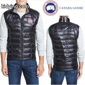 防寒性に優れ、カジュアルな着回しができる　CANADA goose コピー　カナダグース コピー　メンズ　男性に着るダウンベスト　ネイビー_カナダグース コピー CANADA goose コピー_ブランド コピー 激安(日本最大級)kidying2695PjWn