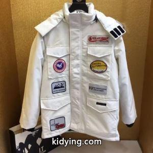 CANADA goose コピー 秋らしい装いにもぴったり カナダグース コピー 2色可選 冬のお出かけの相棒にメンズ ダウンジャケット 秋冬コーデを鮮やかに彩る_カナダグース コピー CANADA goose コピー_ブランド コピー 激安(日本最大級)kidying26r8DCKb