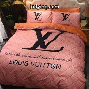 今年らしいトレンド感のある着こなしルイ ヴィトン コピー LOUIS vuitton コピー 寝具4点セット 2026秋冬の必需品_ルイ ヴィトン コピー LOUIS vuitton コピー_ブランド コピー 激安(日本最大級)kidying26qaOzeC