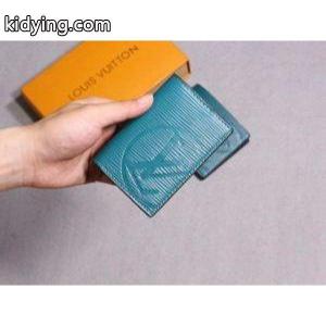 芸能人着用LOUIS vuitton ブランド コピールイヴィトン ブランド コピーコピーメンズ2026最新入荷二つ折り財布kidying26uiCe8D