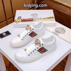 高感度なセレブたち愛用 2026年SSトレンド新品登場 ヴェルサーチ コピー versace コピー カジュアルシューズ 2色可選_ヴェルサーチ コピー versace コピー_ブランド コピー 激安(日本最大級)kidying264beayu