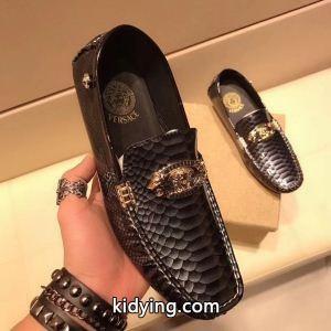 人気セール高品質万能アイテムメンズversace コピーヴェルサーチ コピー スーパー コピー流行りスタンダードローカットスニーカーkidying26C8zaam