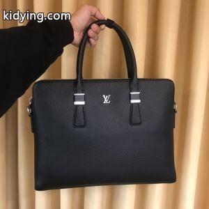 ナチュラルコーデに使いやすい ルイ ヴィトン スーパーコピー ふんわりまとって暖かお洒落 LOUIS vuitton スーパーコピー ほっこりと温かみのある雰囲気に ハンドバッグ_ルイ ヴィトン スーパーコピー LOUIS vuitton スーパーコピー_ブランド コピー 激安(日本最大級)kidying264vGXXj