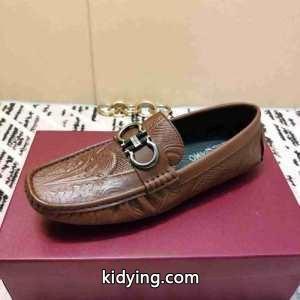 ローファー 2026秋冬の必需品 サルヴァトーレフェラガモ ナチュラルコーデに使いやすい FERRAGAMO ふんわりまとって暖かお洒落_フェラガモ FERRAGAMO_ブランド コピー 激安(日本最大級)kidying26C4T1fi