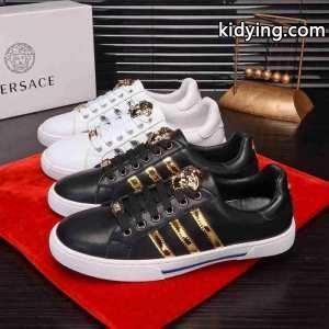 versace コピー この秋で旬のスタイルを楽しむ ヴェルサーチ コピー 秋冬のコーデの強い味方 ランニングシューズ 動きやすく楽チンなスタイル_ヴェルサーチ コピー versace コピー_ブランド コピー 激安(日本最大級)kidying26TLP9Tz
