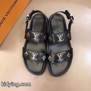 サンダル 今すぐ買えちゃう！新着 ルイ ヴィトン ブランド コピー 大人のため上品 LOUIS vuitton ブランド コピー 2026年春夏コレクションに見る_ルイ ヴィトン ブランド コピー LOUIS vuitton ブランド コピー_ブランド コピー 激安(日本最大級)kidying26LfG9fu