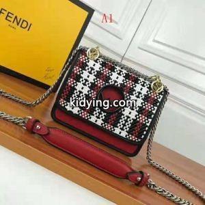 ins同款アイテム フェンディ コピーブランド 国内初上陸 fendi コピーブランド ショルダーバッグ 今シーズン注目のアイテム 3色可選_フェンディ コピーブランド fendi コピーブランド_ブランド コピー 激安(日本最大級)kidying26ne8zOD