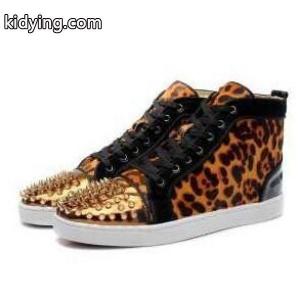 高級感　CHRISTIAN louboutin ブランド コピー　ルブタン 靴 偽物 使い勝手の良いスニーカー 靴_クリスチャンルブタン ブランド コピー CHRISTIAN louboutin ブランド コピー_ブランド コピー 激安(日本最大級)kidying26fGPj8z