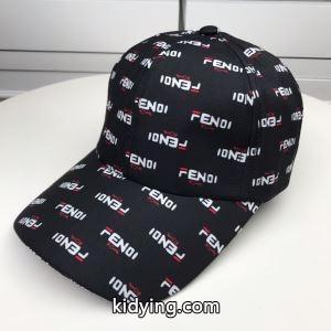 fendi コピー フェンディ コピー スーパーコピー メンズ ハット カジュアル派はきっと見逃さないモデル ロゴカバー 相性抜群 高品質 ２色可選kidying26zySnGr
