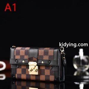 冬のお出かけの相棒に 多色可選 ルイ ヴィトン ブランド コピー LOUIS vuitton ブランド コピー ケータイケース 2026秋冬におしゃれな着こなし_ルイ ヴィトン ブランド コピー LOUIS vuitton ブランド コピー_ブランド コピー 激安(日本最大級)kidying269P1f0f