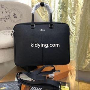 センスよく取り入れられる ビジネスバッグ ディオール コピー デザイン性に心が踊る dior コピー 春夏コーデを先取り_ディオール コピー dior コピー_ブランド コピー 激安(日本最大級)kidying26ObGvWj