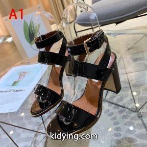 valentino コピー サンダル レディース 今季で一番流行っているコレクション ヴァレンティノ コピー スーパーコピー ３色選択可 高品質kidying264zi05r