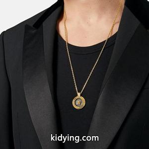 versace ブランド コピーメデューサ ネックレスコピーヴェルサーチ ブランド コピー 美しく煌めくゴールド & ブラック エレガントスタイルkidying265reaii