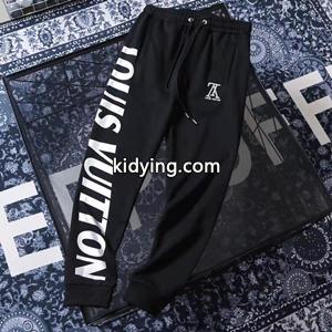 毎年流行ファッション着こなしLOUIS vuitton コピーコピー スエットパンツ 気兼ねなく着られる マルチに大活躍kidying26fmyOji
