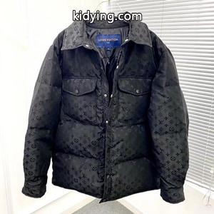 ゆったりきれいめスタイル2026新品 LOUIS vuitton ブランド コピー ヴィトン偽物 ダウンジャケット 高級感が漂う一着kidying26bmyK5v