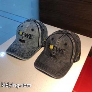 才に抜け感おすすめloewe スーパーコピー ロエベ スーパーコピー コピー キャップ ユーズド風 幅広いコーデスタイルを楽しみkidying26qiquuy