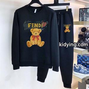 大人可愛い パーカーコーデ fendi コピーブランドフェンディ コピーブランド コピー上下セット 裏起毛 保温 ややカジュアルな印象を演出kidying26O15X9j