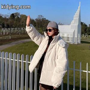 セレブ愛用 moncler コピーブランドスーパーコピー 女...
