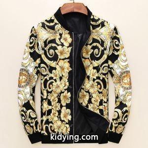 2026秋冬におしゃれな着こなし ヴェルサーチ ブランド コピーversace ブランド コピー ブルゾン 秋冬着こなしも上品に演出_ヴェルサーチ ブランド コピー versace ブランド コピー_ブランド コピー 激安(日本最大級)kidying26XTvq4n