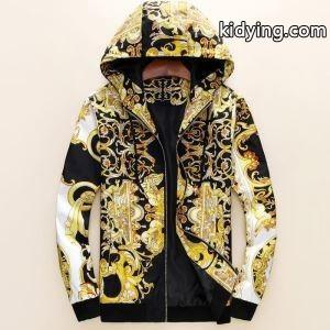 今年の秋冬のトレンドも意識 ヴェルサーチ コピーversace コピー ブルゾン 2026秋冬におすすめ着こなし_ヴェルサーチ コピー versace コピー_ブランド コピー 激安(日本最大級)kidying26WnuG9b