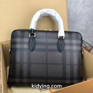 着こなしを楽しむ バーバリー コピーブランド burberry コピーブランド 限定品が登場 ショルダーバッグ 2026年春夏コレクション_バーバリー コピーブランド メンズバッグ_バッグ メンズ_スーパーコピーブランド激安通販 専門店kidying26X9XPXb
