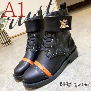 秋冬っぽいスタイルを作り出す ルイ ヴィトン コピー 2色可選 LOUIS vuitton コピー この秋におしゃれでかわいい着こなし レザーブーツ 冬のお洒落を楽しむ_ルイ ヴィトン コピー LOUIS vuitton コピー_ブランド コピー 激安(日本最大級)kidying26rmCqWb