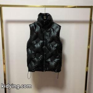 落ち着いた秋冬ファッションを楽しむ 　ルイ ヴィトン ブランド コピー 普段使いもオフィスもOK LOUIS vuitton ブランド コピー　ダウンジャケット　簡単に秋冬の雰囲気を演出_ルイ ヴィトン ブランド コピー LOUIS vuitton ブランド コピー_ブランド コピー 激安(日本最大級)kidying26iquSvC