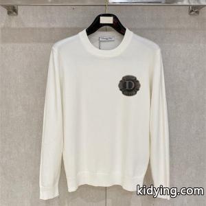 品格演出 ニット ホワイト 2026秋冬必須  上質感 dior コピー ディオール コピー コピーkidying260X9Hva