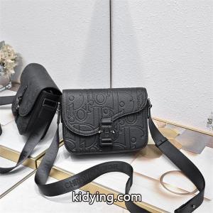 dior コピー ディオール コピー コピー 人気デザイン エンボス加工 ショルダーバッグ  大人スタイルkidying26r459Lr