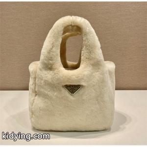 可愛い☆1BA349プラダ スーパーコピーハンドバッグコピー2026最新コレクションふわふわ人気kidying26jiWnKv
