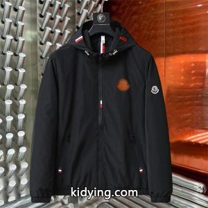 入手困難 ホワイト ブラック 2026新作 moncler コピーブランド モンクレール コピーブランド スーパーコピー ジャケット 落ち着きkidying2691nWHz
